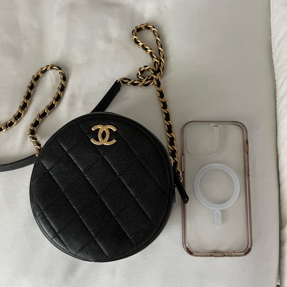 Chanel Clutch with chain - Picture 5 of 7